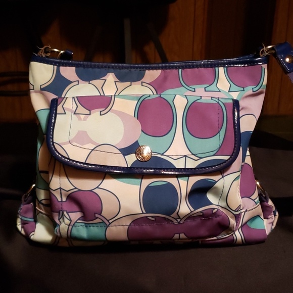 Coach Handbags - COACH CROSSBODY BAG